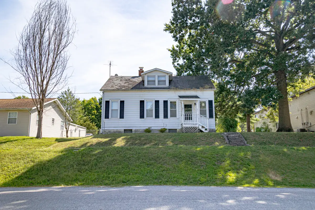 205 N Market Street, New Athens, IL 62264 - #1