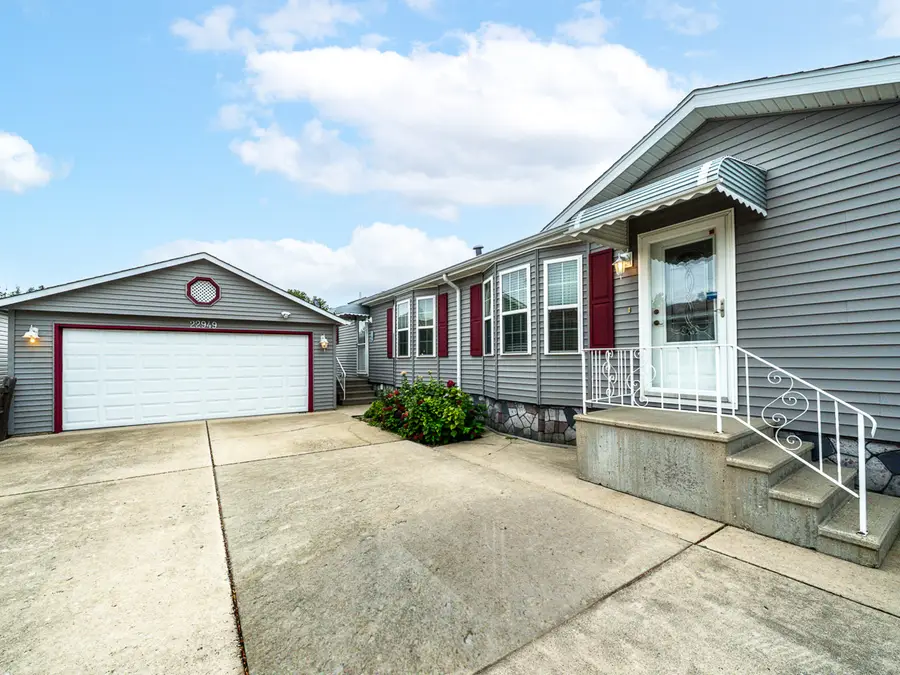 22949 S Glen Eagle Drive, Frankfort, IL 60423 - #3
