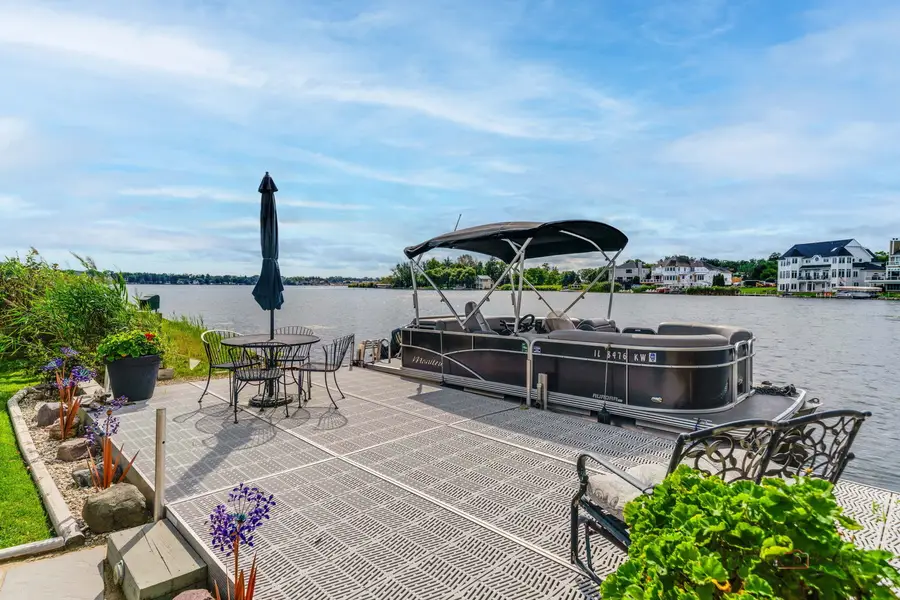 903 Madison Avenue, Wauconda, IL 60084 - #2