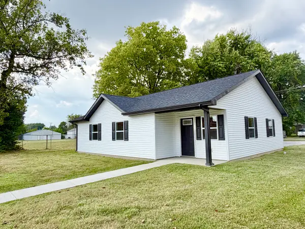 868 E Second Street, Centralia, IL 62801