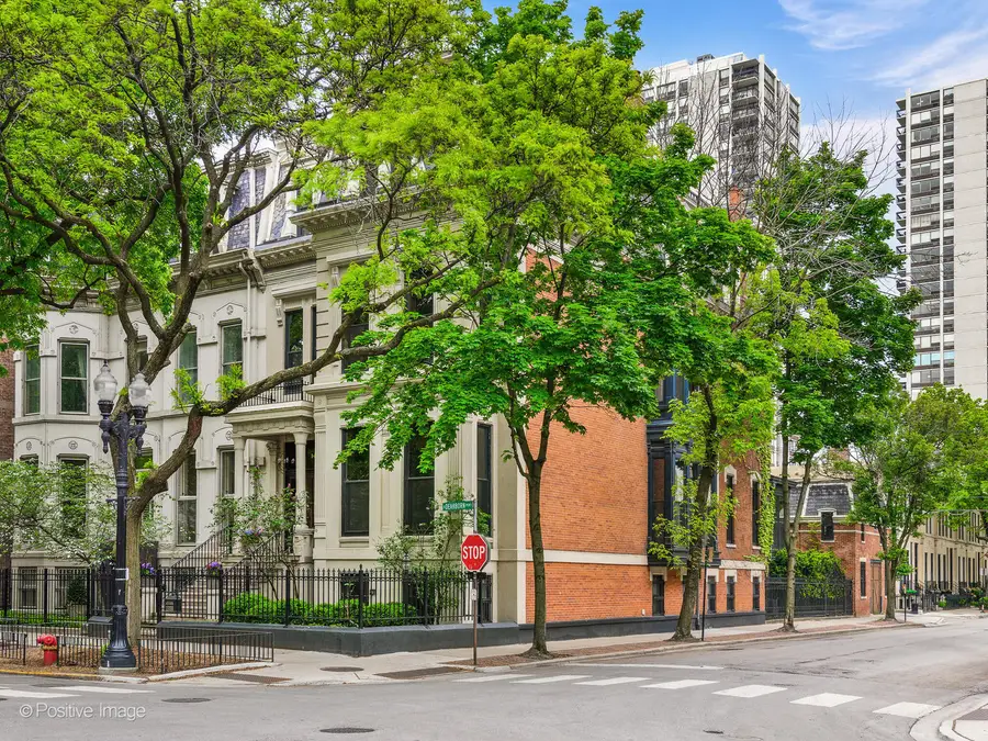 1454 N Dearborn Street, Chicago, IL 60610 - #2