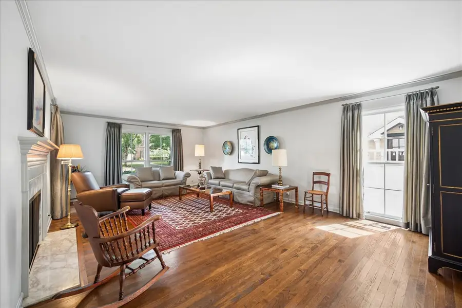 2448 Central Park Avenue, Evanston, IL 60201 - #3