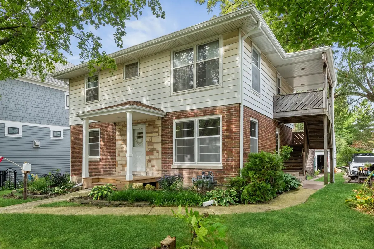 215 N Mill Street, Naperville, IL 60540 - #1