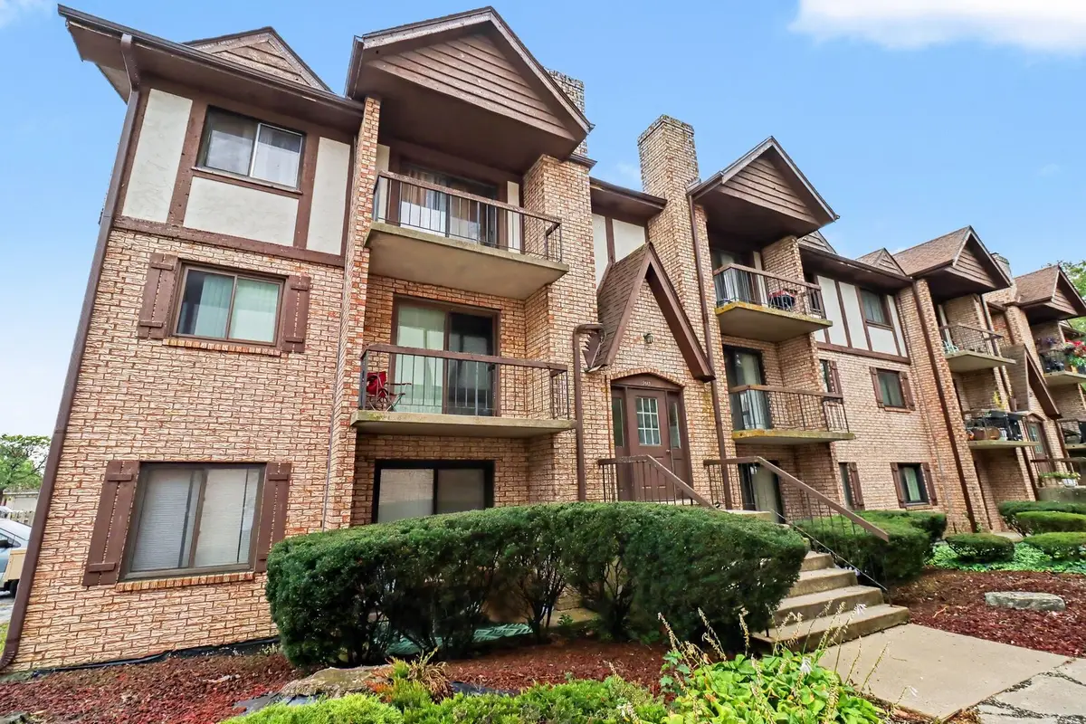 2815 Glenwood Lansing Road #206, Lynwood, IL 60411 - #1