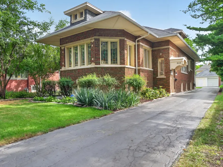 626 N Taylor Avenue, Oak Park, IL 60302 - #2