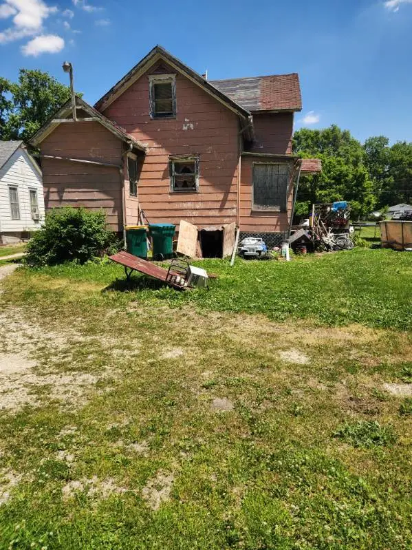 106 Lincoln Street, Galesburg, IL 61401 - #3