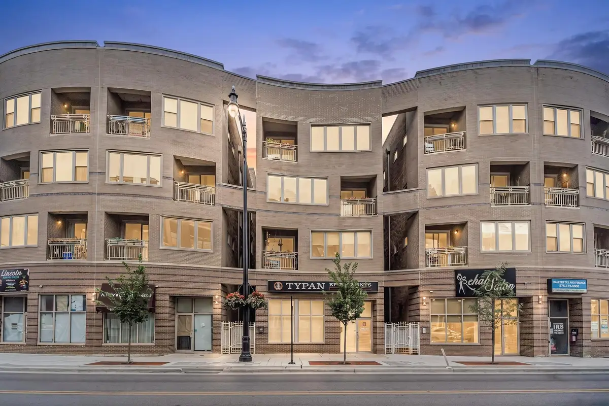4915 N Lincoln Avenue #2, Chicago, IL 60625 - #1