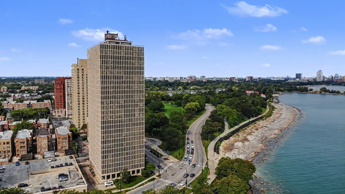 6700 S South Shore Drive #18G, Chicago, IL 60649 - #1