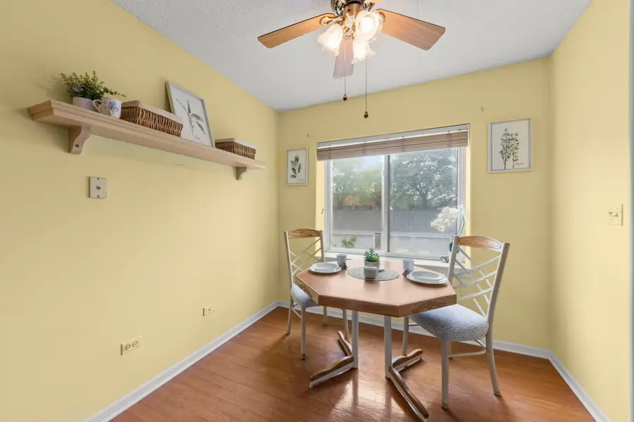 31 E Grove Street #201, Lombard, IL 60148 - #3
