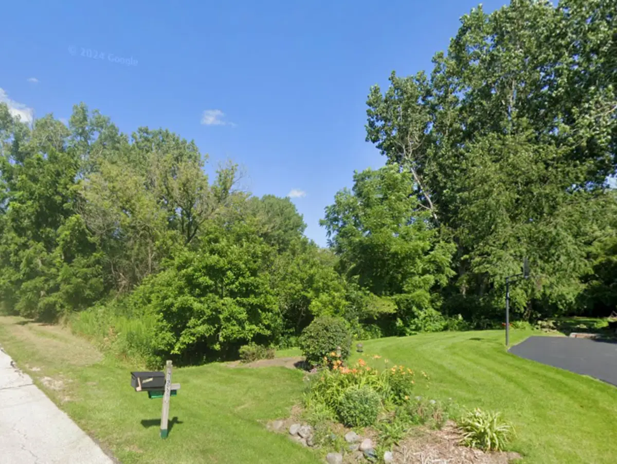 28587 N Monroe Street, Wauconda, IL 60084 - #1