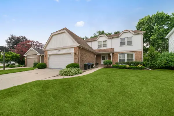 1170 Green Knolls Drive, Buffalo Grove, IL 60089
