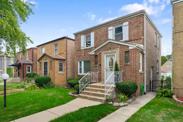8721 S Merrill Avenue, Chicago, IL 60617