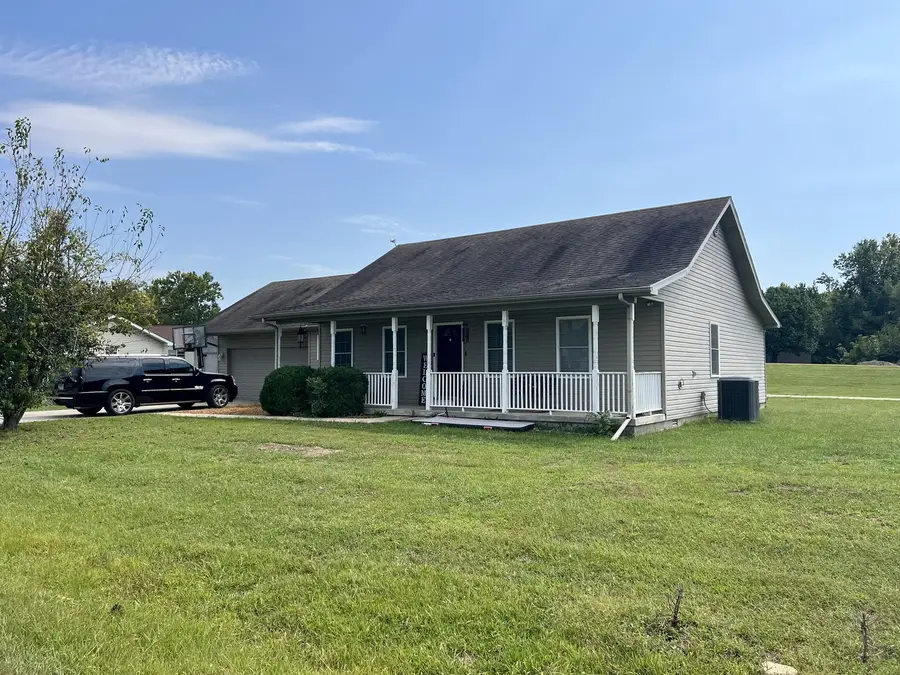5625 Silver Fox Drive, Carterville, IL 62959 - #2