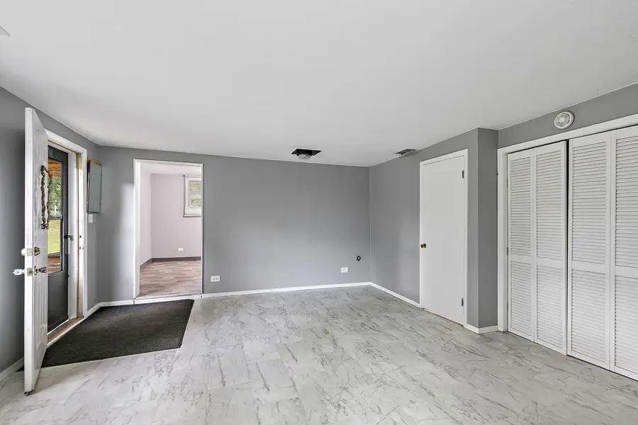 7N066 Woodlawn Avenue, Saint Charles, IL 60174 - #3