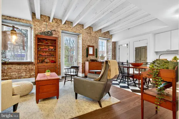 515 N Washington Street #105, Alexandrua,  22314