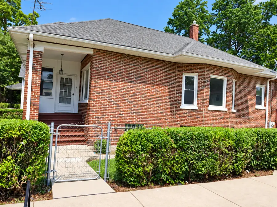 1000 Vine Street, Joliet, IL 60435 - #3