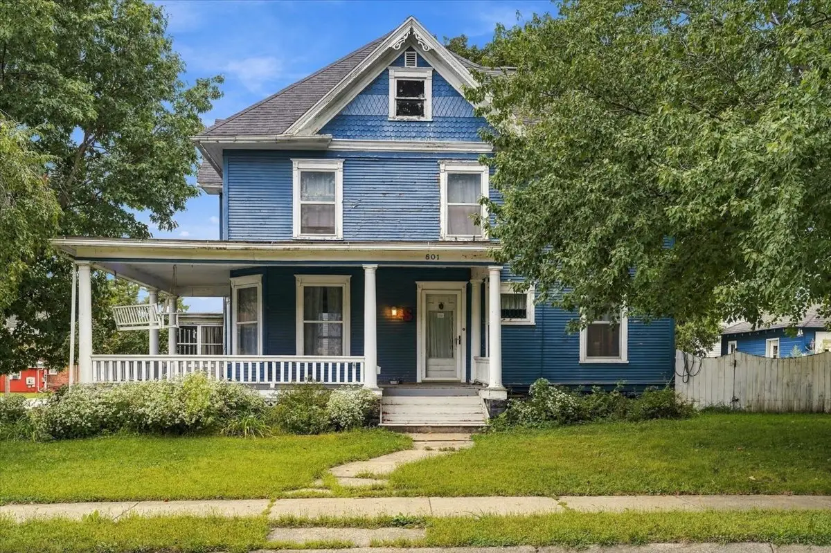 801 2nd Avenue, Sterling, IL 61081 - #1