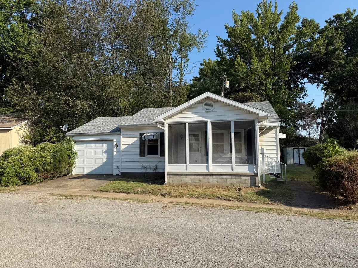 6 C Lane, Herrin, IL 62948 - #1