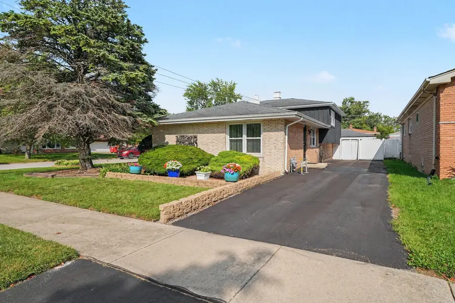 14401 Dante Avenue, Dolton, IL 60419 - #2