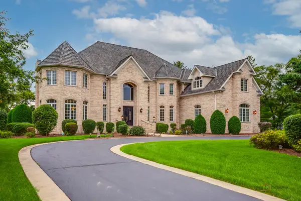 3613 Crestview Drive, Long Grove, IL 60047