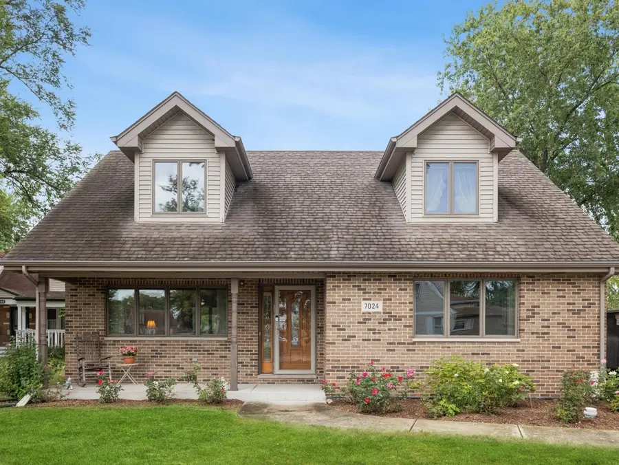 7024 Garden Lane, Bridgeview, IL 60455 - #2