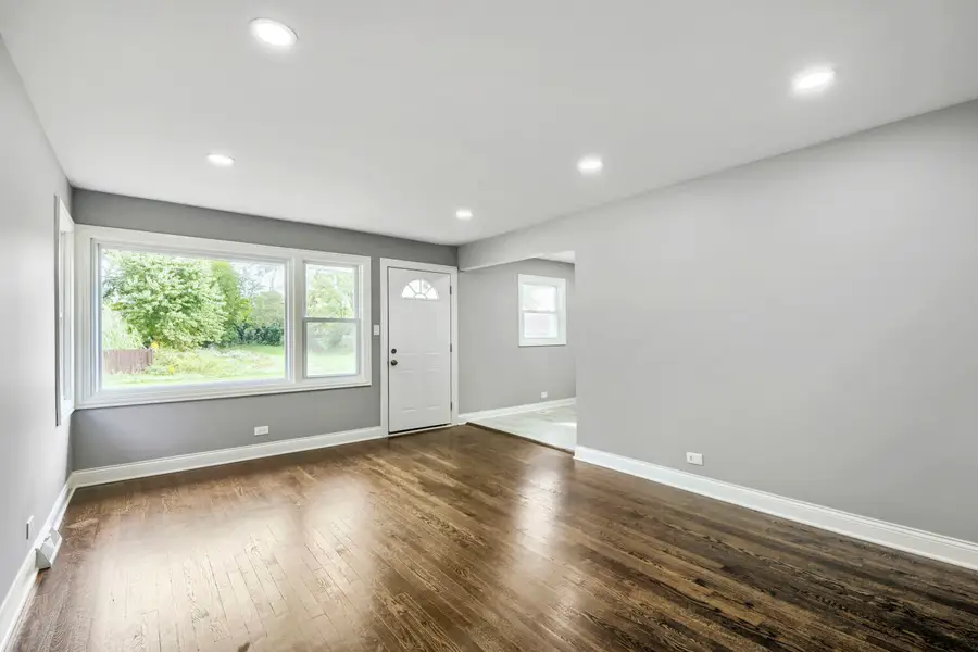 576 W 16th Street, Chicago Heights, IL 60411 - #3