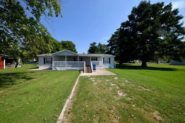 204 S Main Street, Belle Rive, IL 62810 - #3