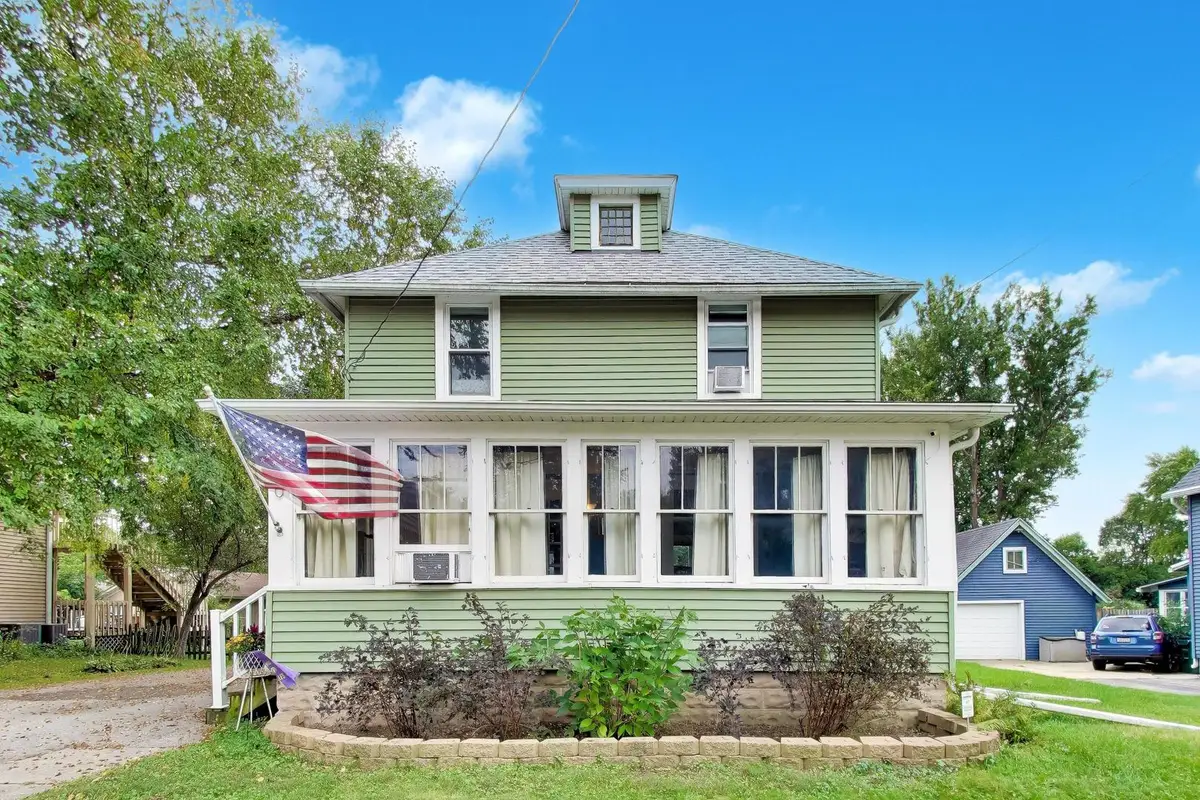 750 E Wilson Street, Batavia, IL 60510 - #1