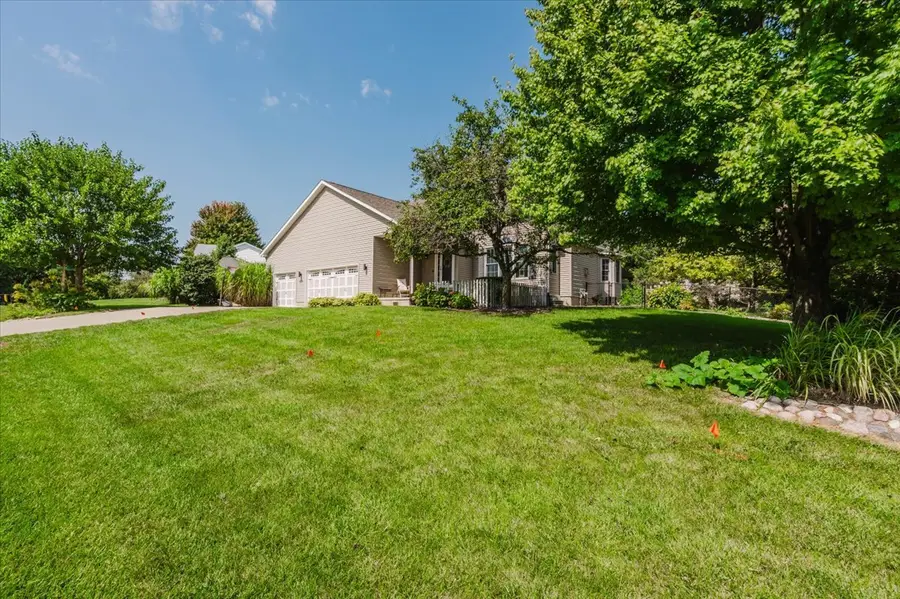 19598 Nottingham Drive, Bloomington, IL 61705 - #2