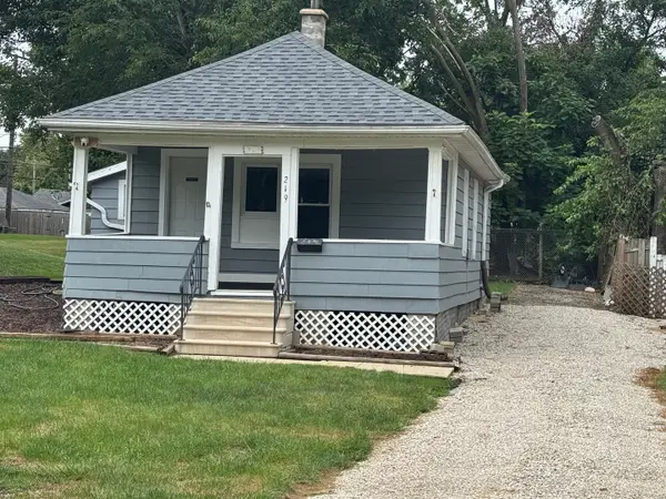 219 SW Circle Drive, Joliet, IL 60433
