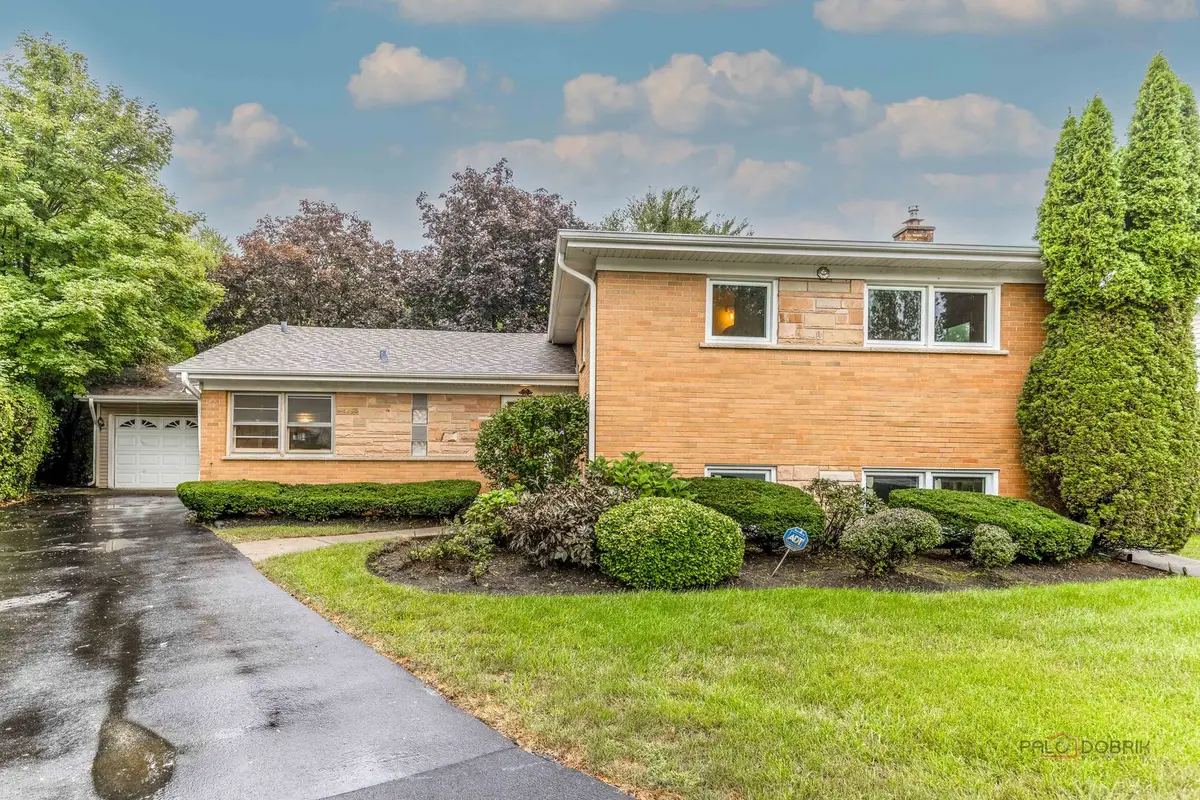 216 Valley View Court, Wilmette, IL 60091 - #1