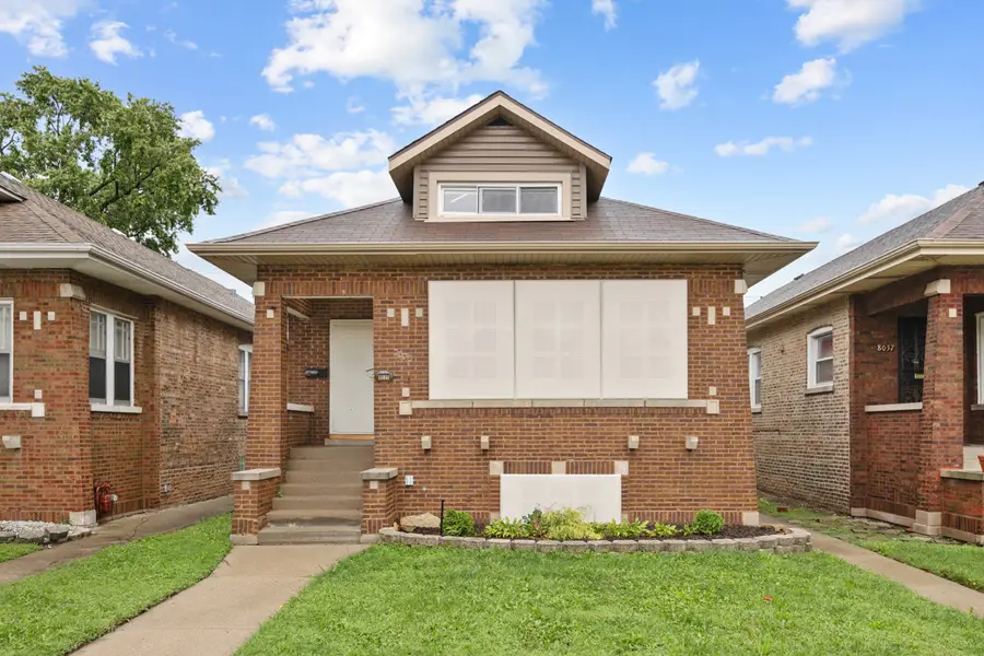 8035 S Oglesby Avenue, Chicago, IL 60617 - #2
