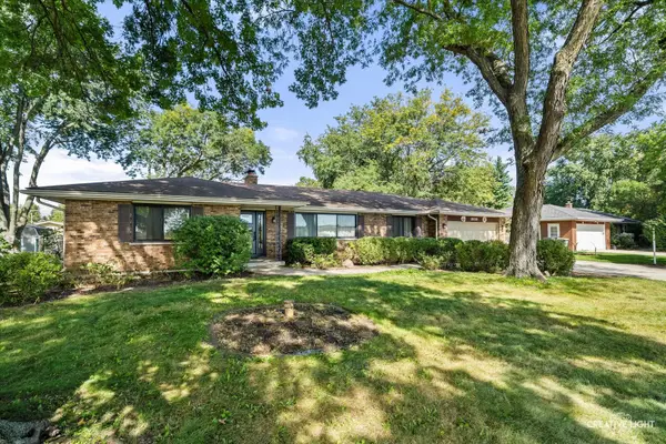 1930 Stephen Street, Aurora, IL 60502