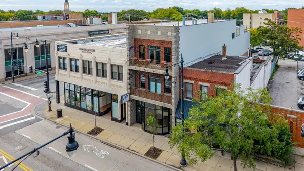 4806 N Milwaukee Avenue #2W, Chicago, IL 60630