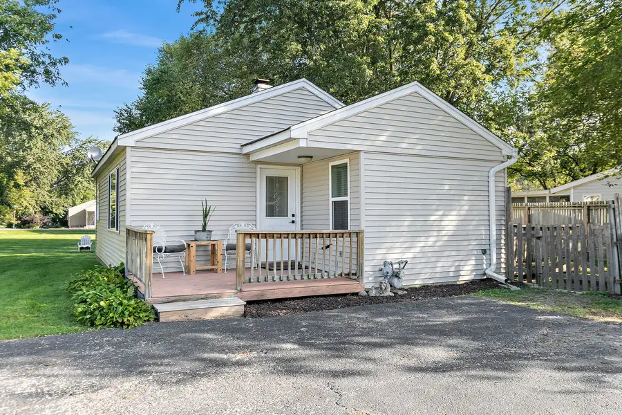 710 W Pheasant Trail, McHenry, IL 60051 - #2