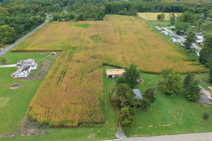 1003 E Livingston Road, Streator, IL 61364 - #3