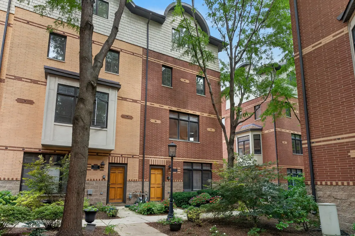 1027 Lincoln Trail, Oak Park, IL 60302 - #1