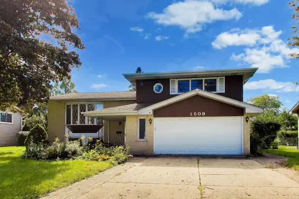 1509 E Thayer Street, Mount Prospect, IL 60056