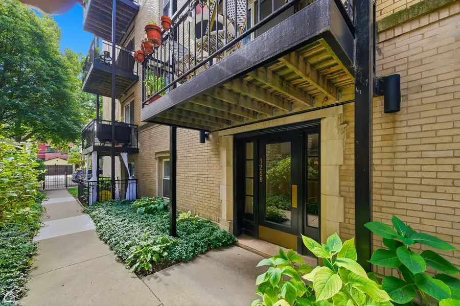 1258 W Winona Street #4B, Chicago, IL 60640 - #3