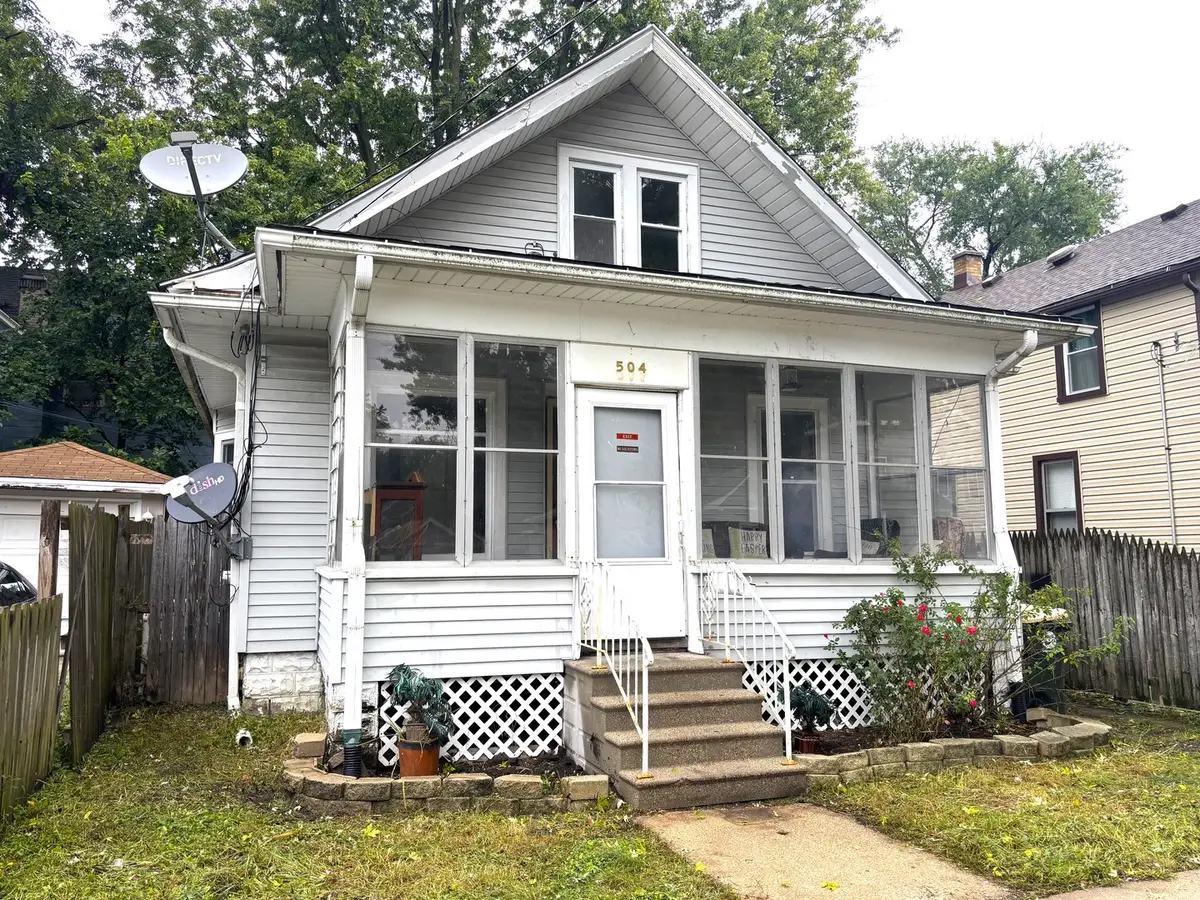 504 5th Avenue, Aurora, IL 60505 - #1