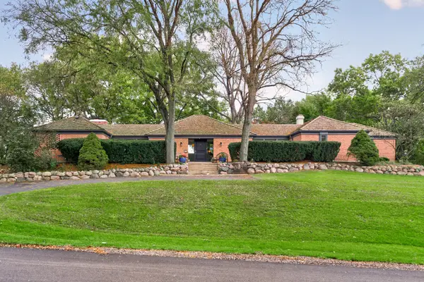 47 Little Cahill Road, Trout Valley, IL 60013