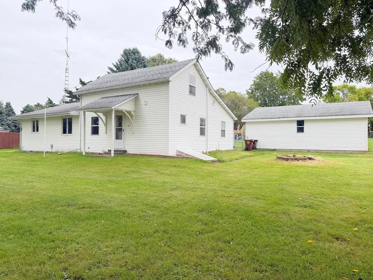 217 S Walnut Street, Shannon, IL 61078 - #1