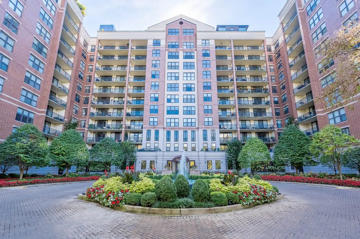 55 W Delaware Place #208, Chicago, IL 60610 - #1