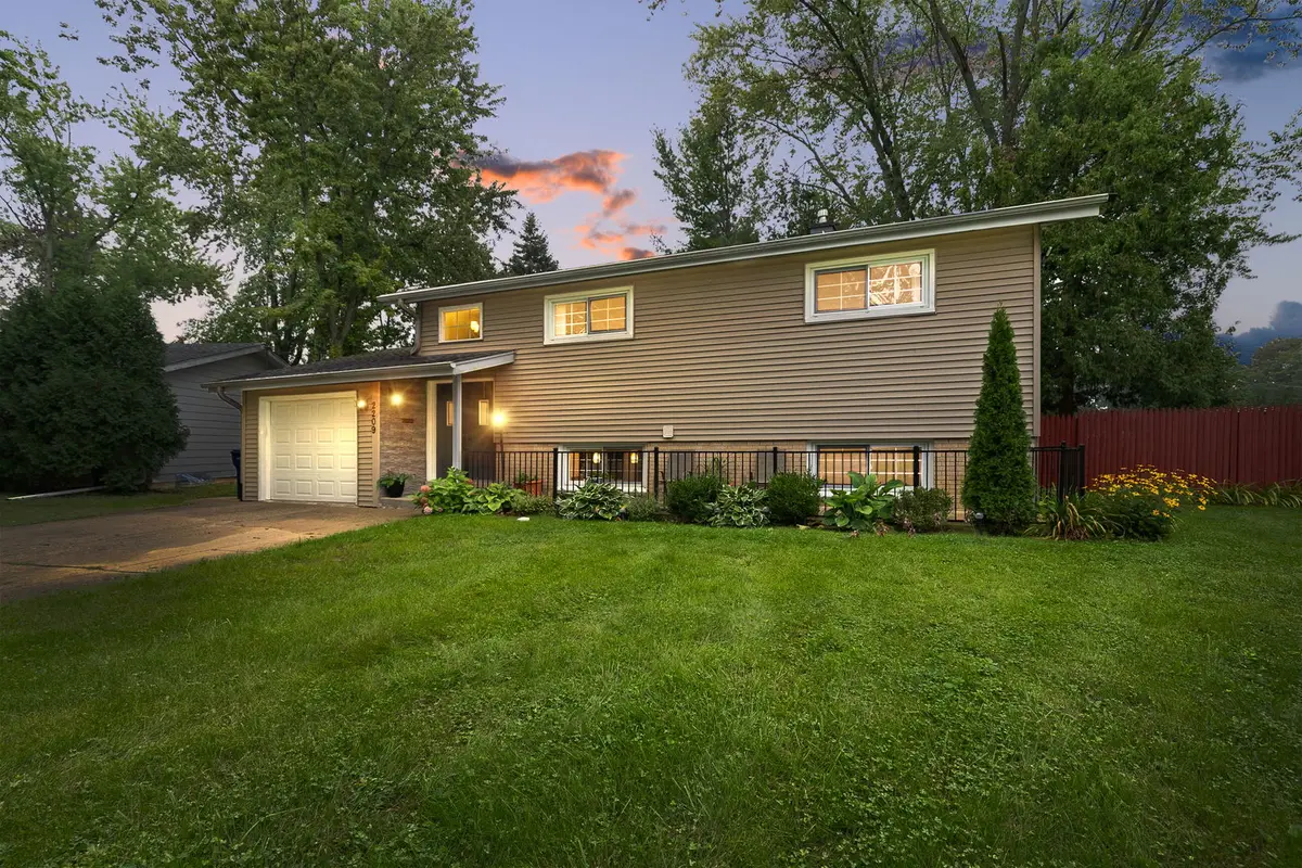 2209 Kingston Road, Waukegan, IL 60087 - #1