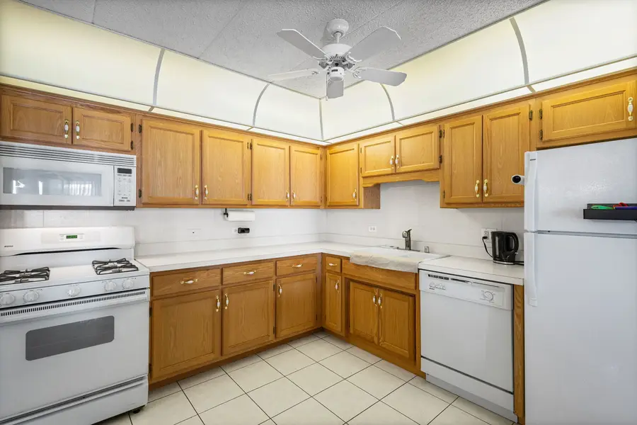 6248 S Gullikson Road #2E, Chicago, IL 60638 - #2