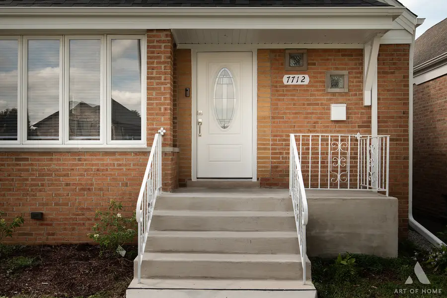 7712 Nagle Avenue, Burbank, IL 60459 - #2