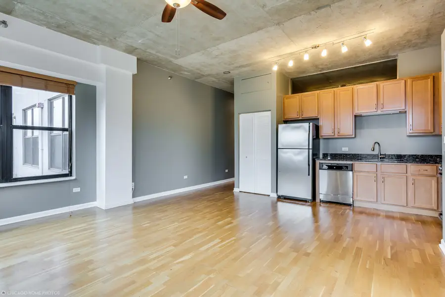 1122 W Catalpa Avenue #402, Chicago, IL 60640 - #3