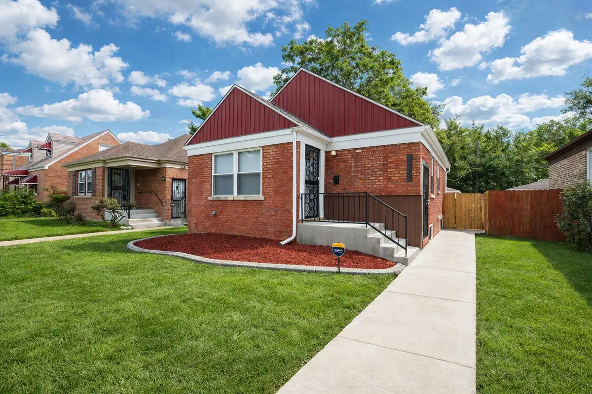 8821 S Eggleston Avenue, Chicago, IL 60620 - #1