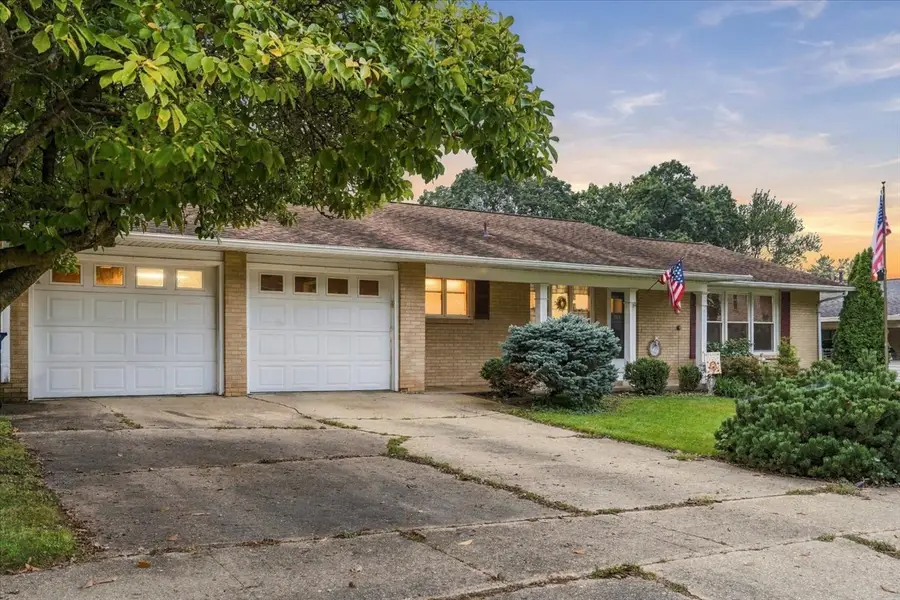 1113 Beech Drive, Dixon, IL 61021 - #2