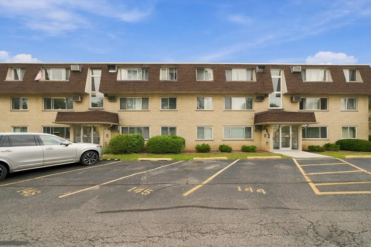 8812 Briar Court #2D, Des Plaines, IL 60016 - #1